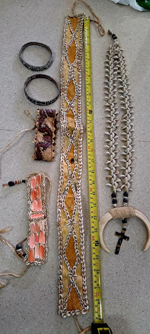 PNG ceremonial set.