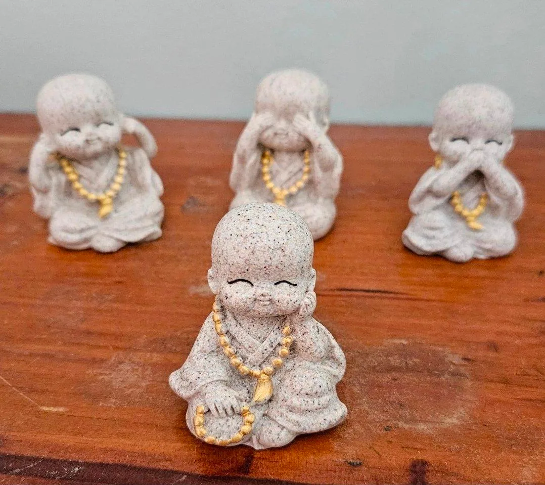 4 small Buddha's – photo 2