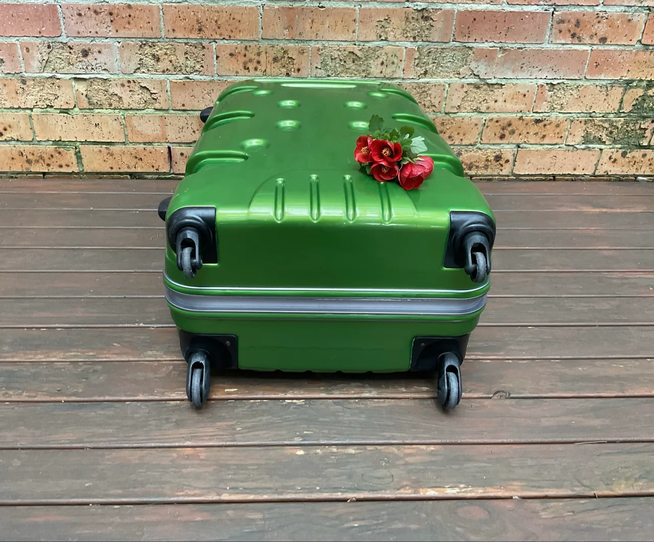 MENDOZA 83cm X Large Hard SUITCASE/4 Swivel Wheels/All Parts Work/TSA Lock — photo 2