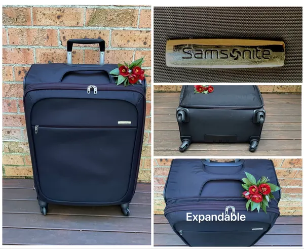 SAMSONITE 78cm Large SUITCASE/4 Swivel Wheels/Expandable/Light/From Cherrybrook