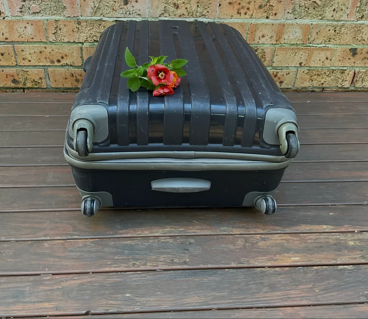GETAWAY 76cm Large Hard SUITCASE/4 Swivel Wheels/TSA Lock/Retractable Handle – photo 2