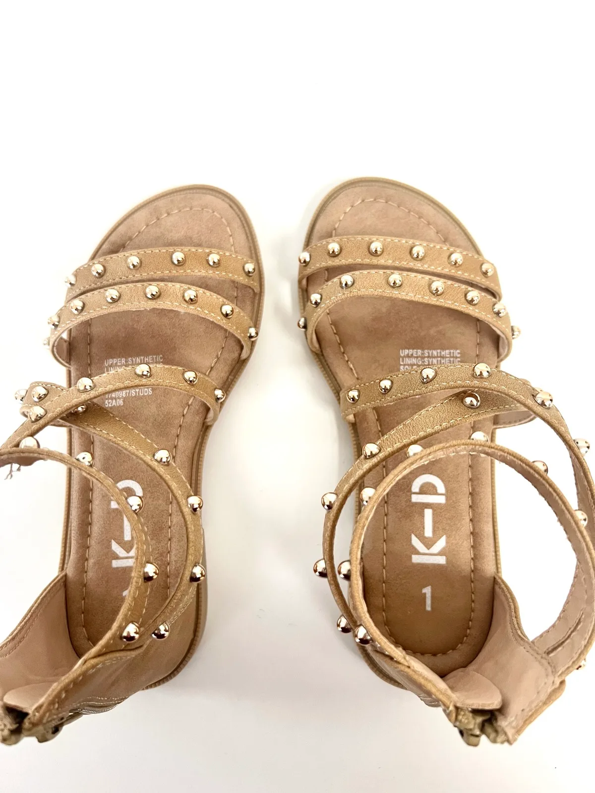 K-D Girls Gold Studded Gladiator Sandals Size 1 – Brand New — photo 2
