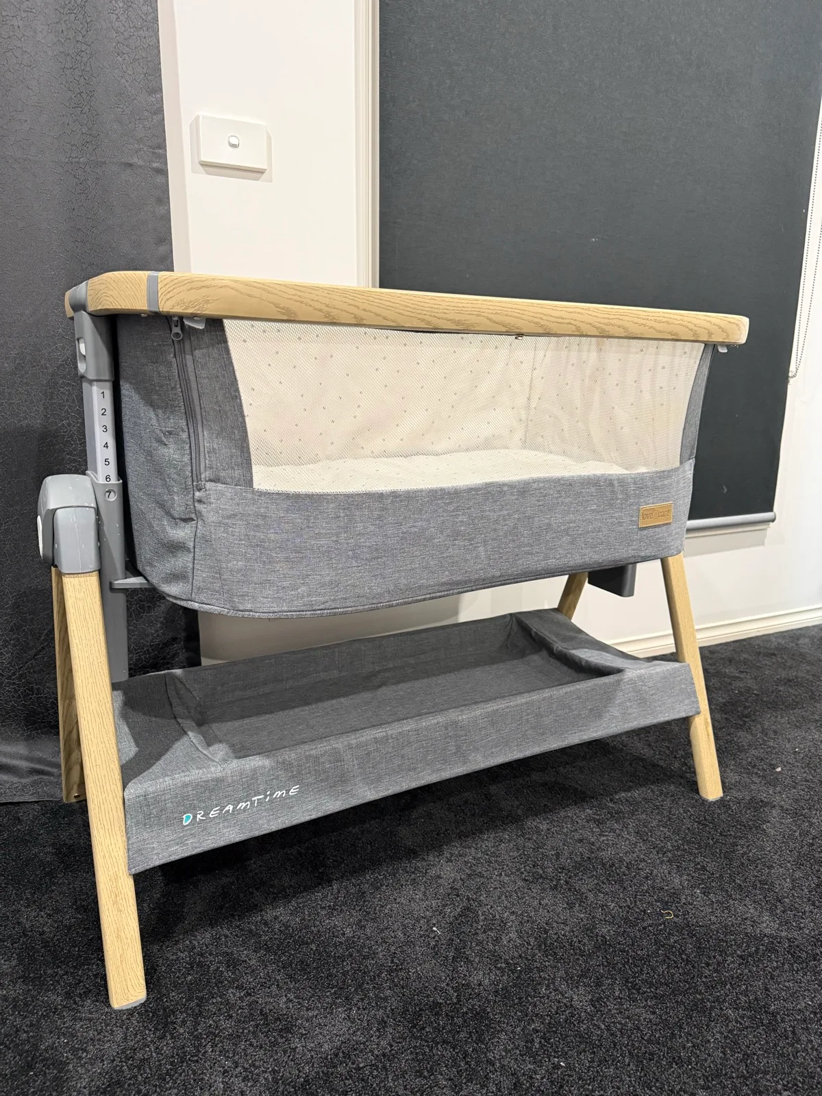 Love N Care Dreamtime Sleeper Bedside Co-Sleeper Bassinet - Charcoal — photo 2