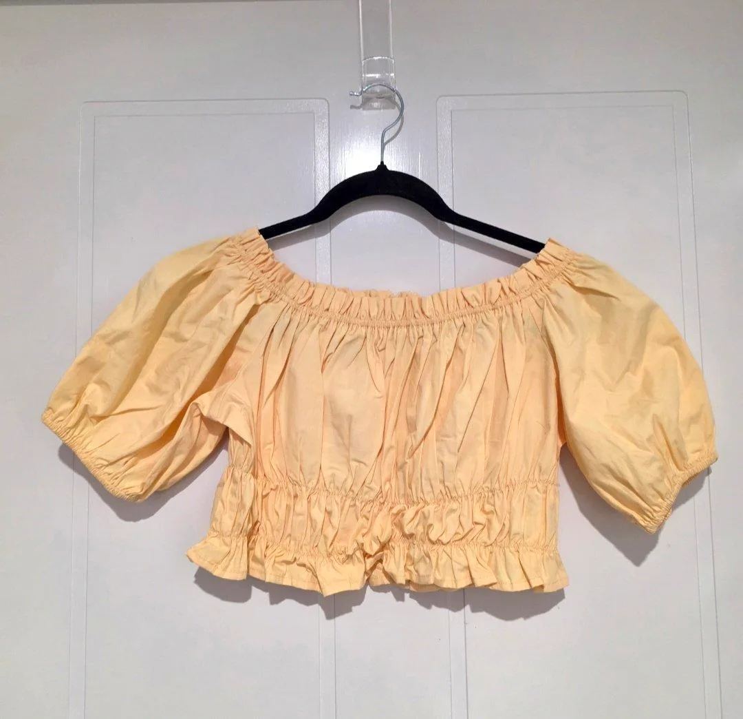 Sportsgirl Off Shoulder Crop Top - Size 8 — photo 2