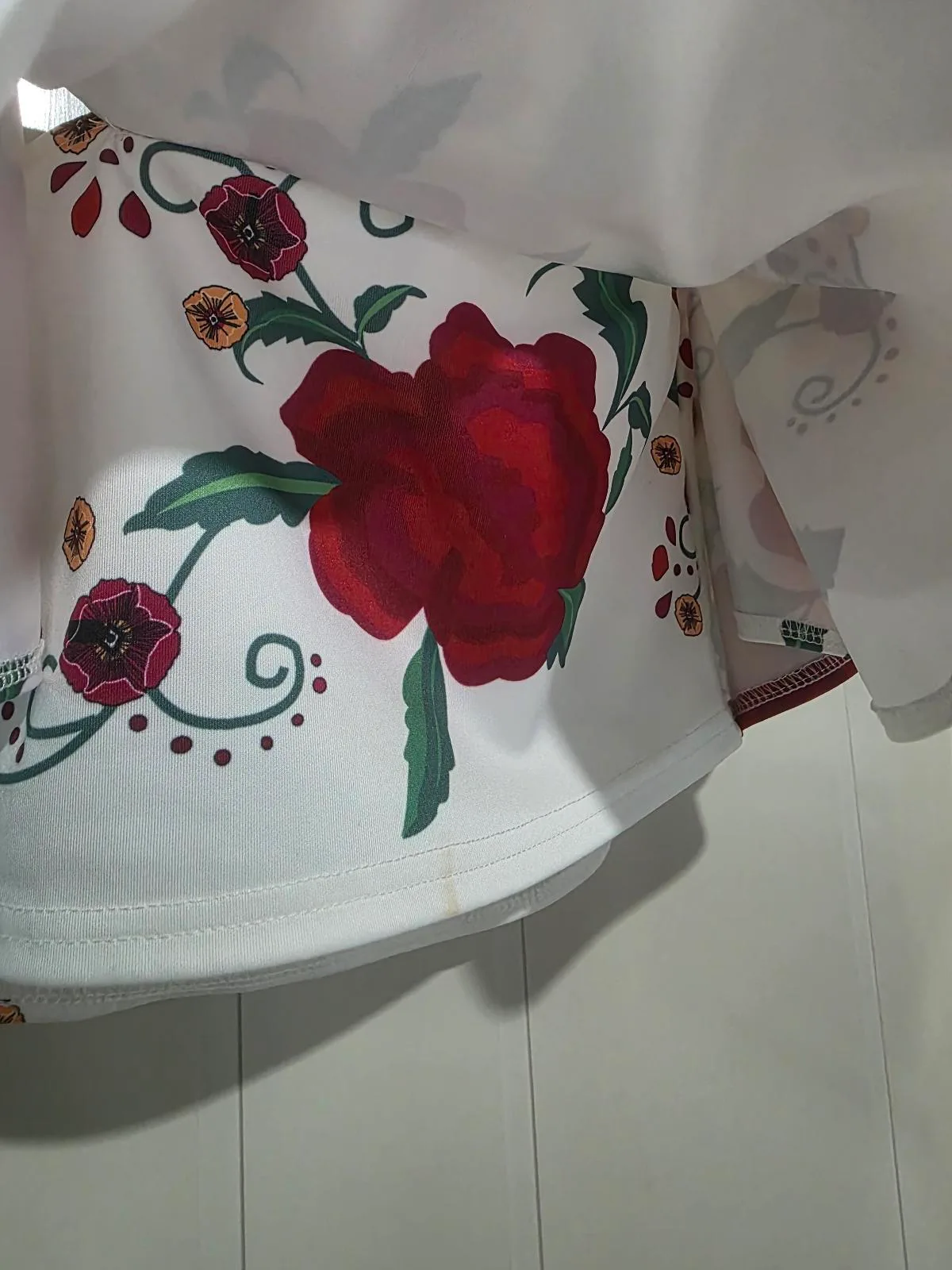 Toby Heart Ginger Red Floral Crop Top - Size XS — photo 3