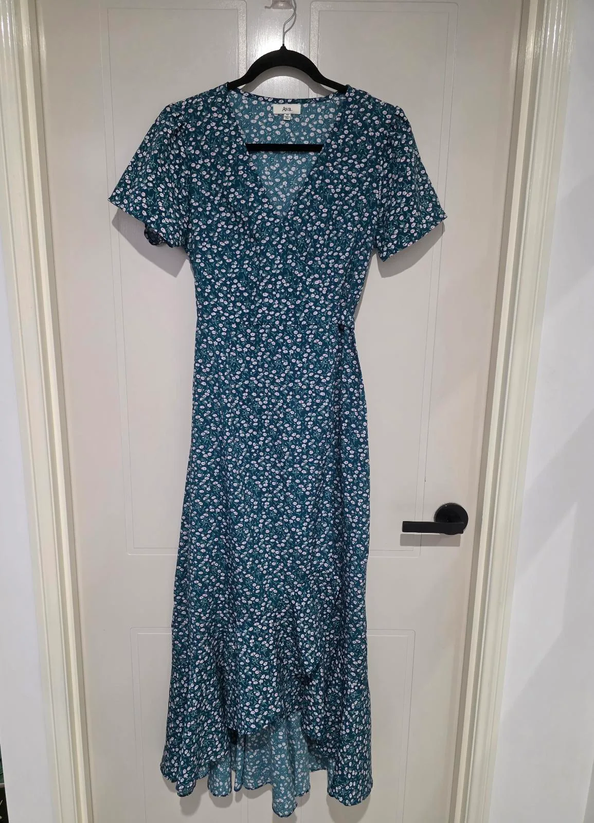 Ava Ditsy Floral V-Neck Midi Dress - Size 10 – photo 2