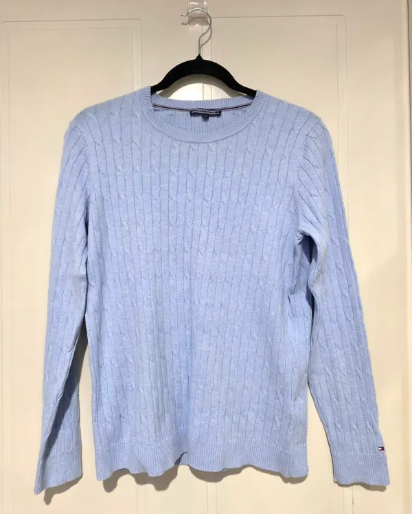 Tommy Hilfiger Cable Knit Sweater - Medium