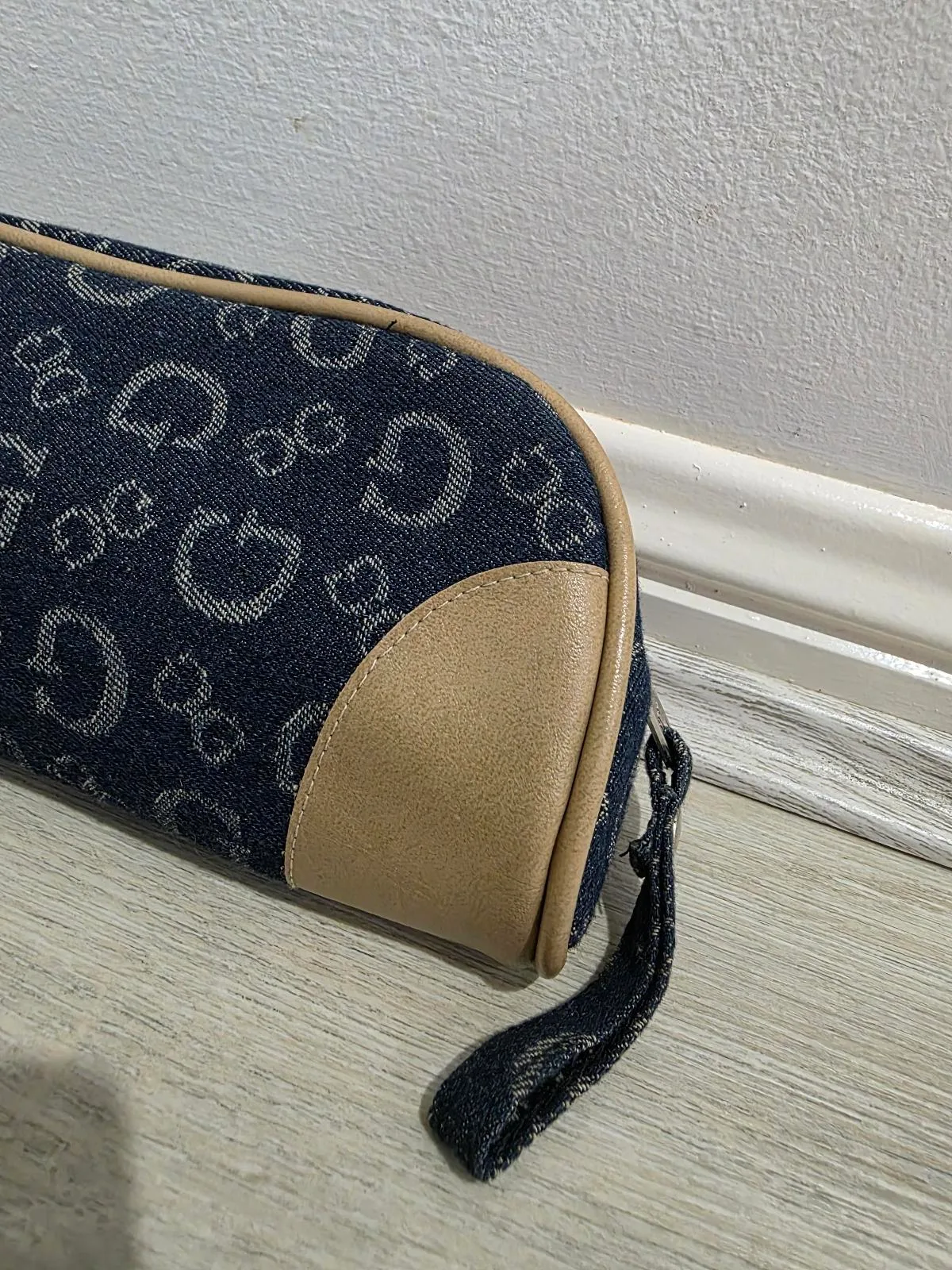 Vintage Guess Jeans Denim Monogram Cosmetic Pouch 20cm — photo 6