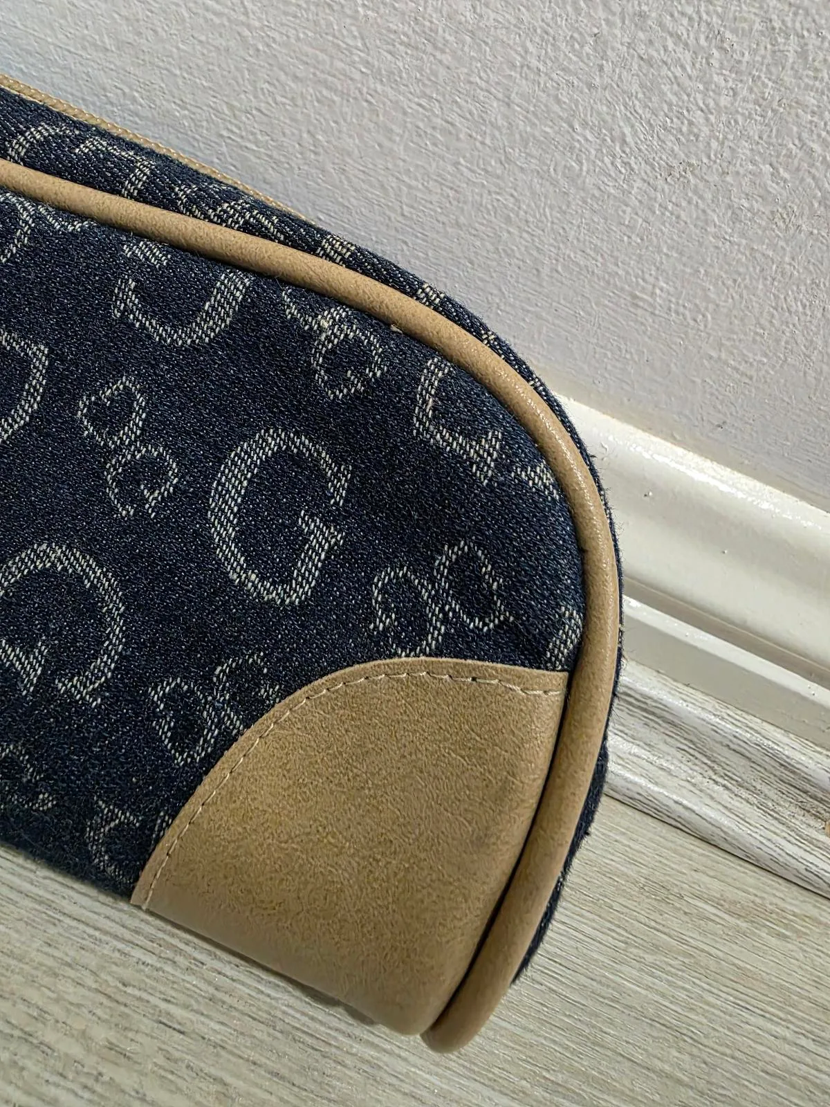 Vintage Guess Jeans Denim Monogram Cosmetic Pouch 20cm — photo 4