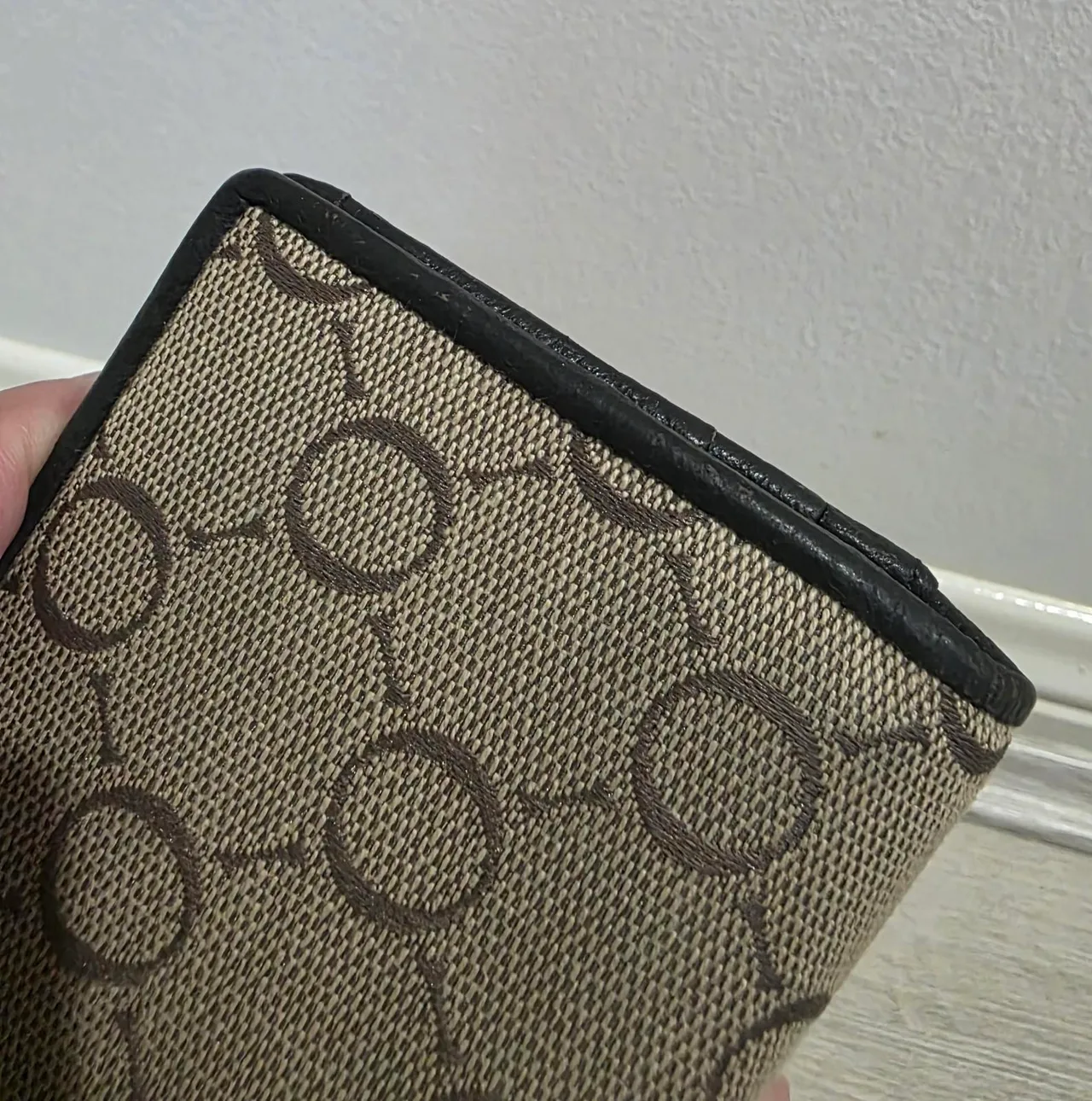 Vintage Oroton Monogram Bifold Wallet — photo 4
