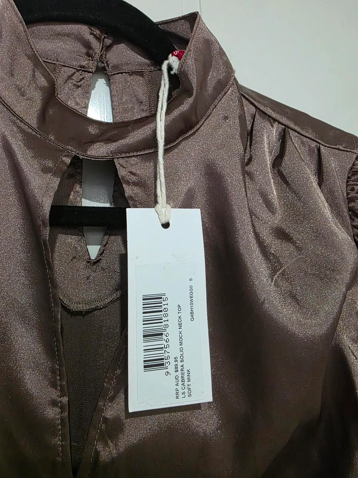 Guess Cabrera Satin Mock Neck Top - Size S (NWT) — photo 10