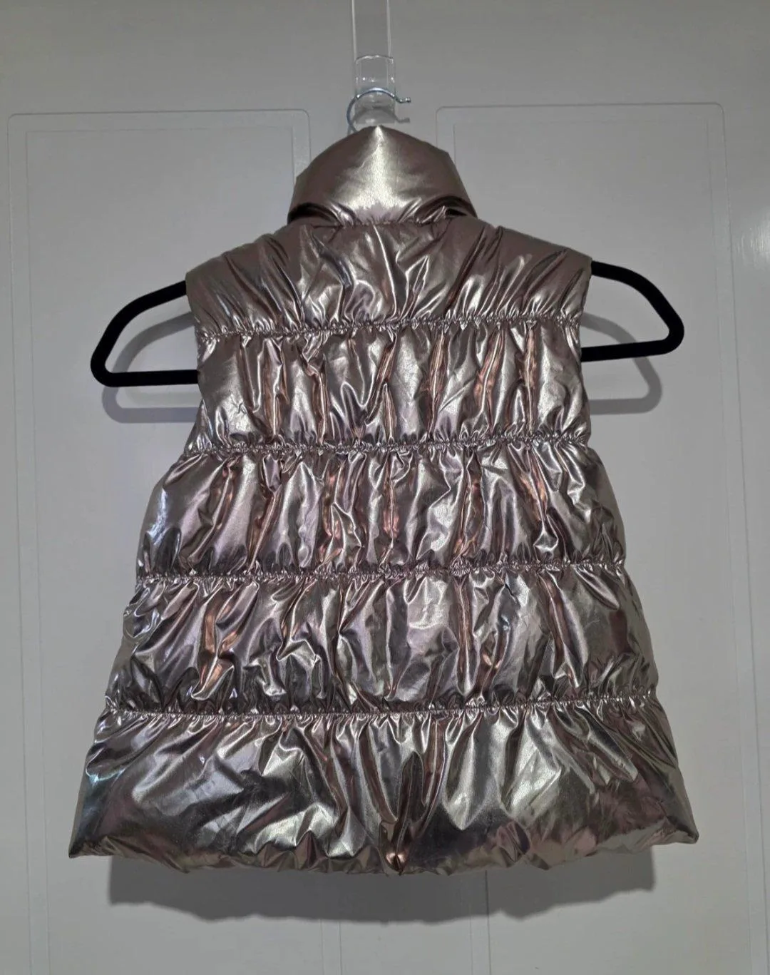Ollie's Place Gold Metallic Puffer Vest Jacket - Size 7 — photo 10