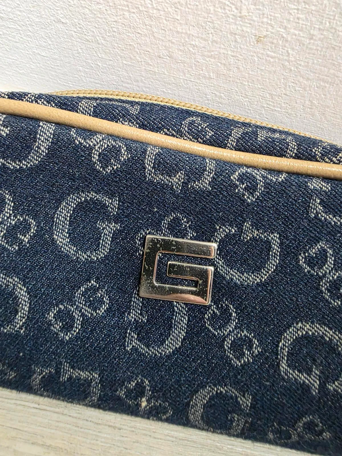 Vintage Guess Jeans Denim Monogram Cosmetic Pouch 20cm — photo 2