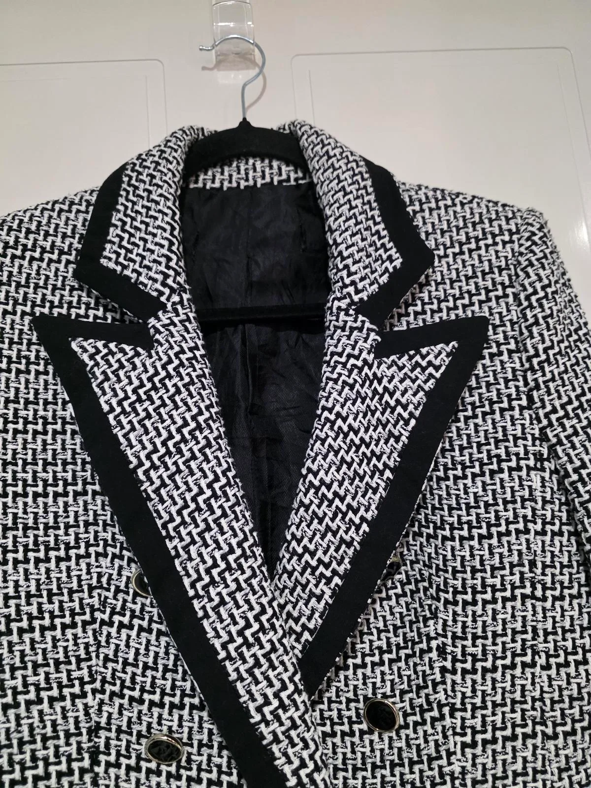 Zara Tweed Blazer - Size L - small fit – photo 4