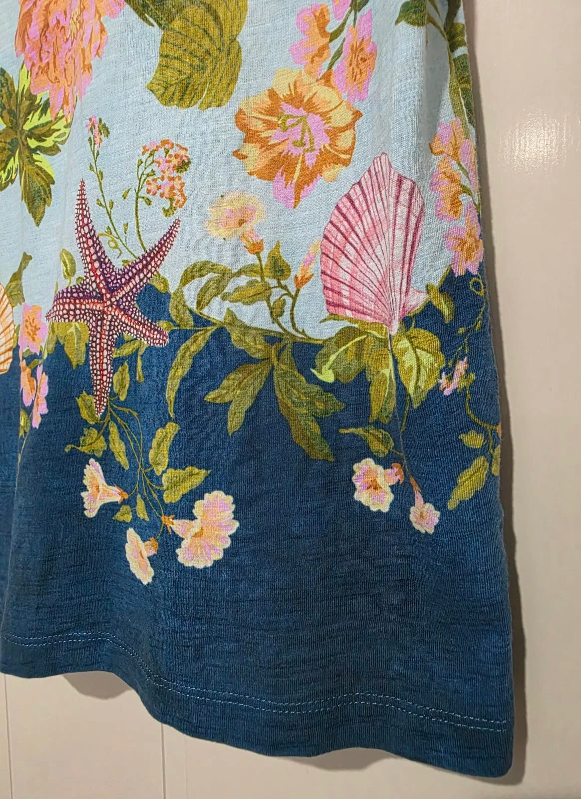 Blue Illusion Shell Print T-Shirt Top - size XS – photo 7