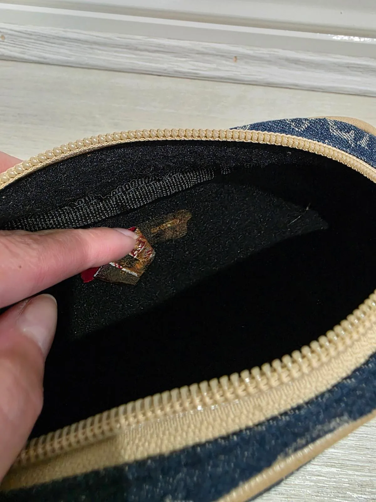 Vintage Guess Jeans Denim Monogram Cosmetic Pouch 20cm — photo 9