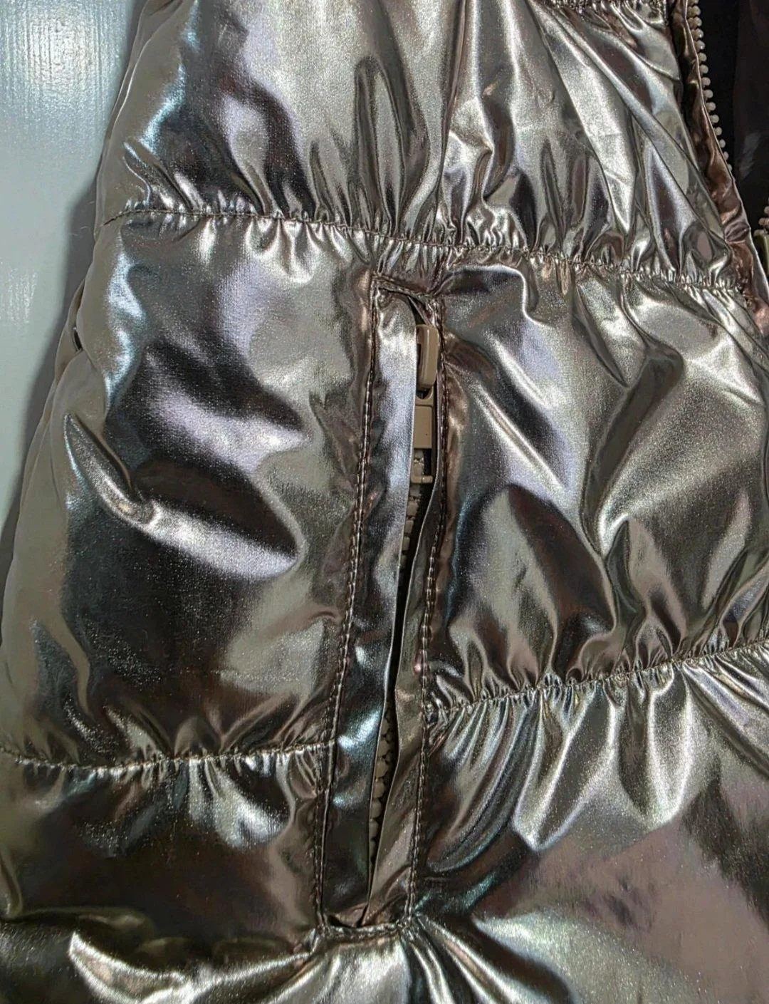 Ollie's Place Gold Metallic Puffer Vest Jacket - Size 7 — photo 4