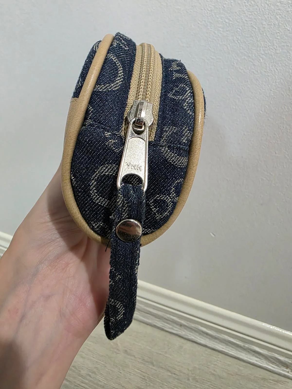 Vintage Guess Jeans Denim Monogram Cosmetic Pouch 20cm — photo 7
