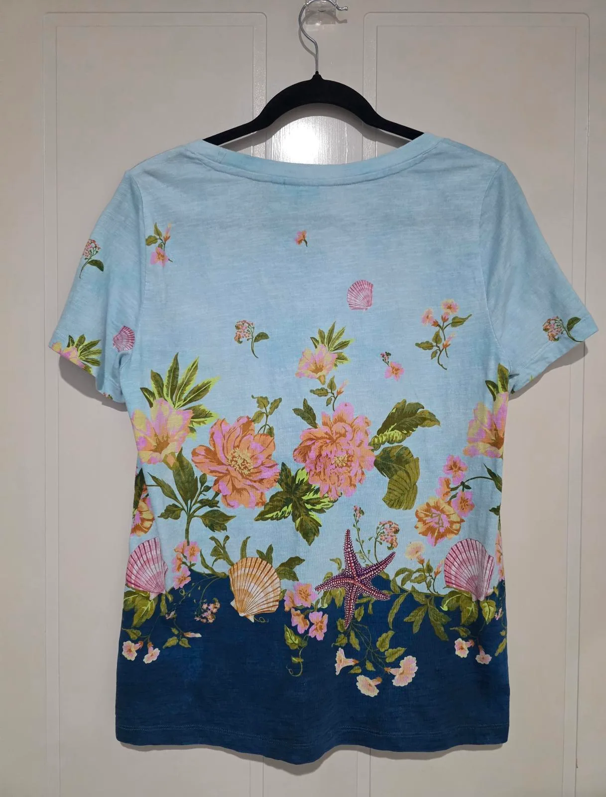 Blue Illusion Shell Print T-Shirt Top - size XS – photo 6