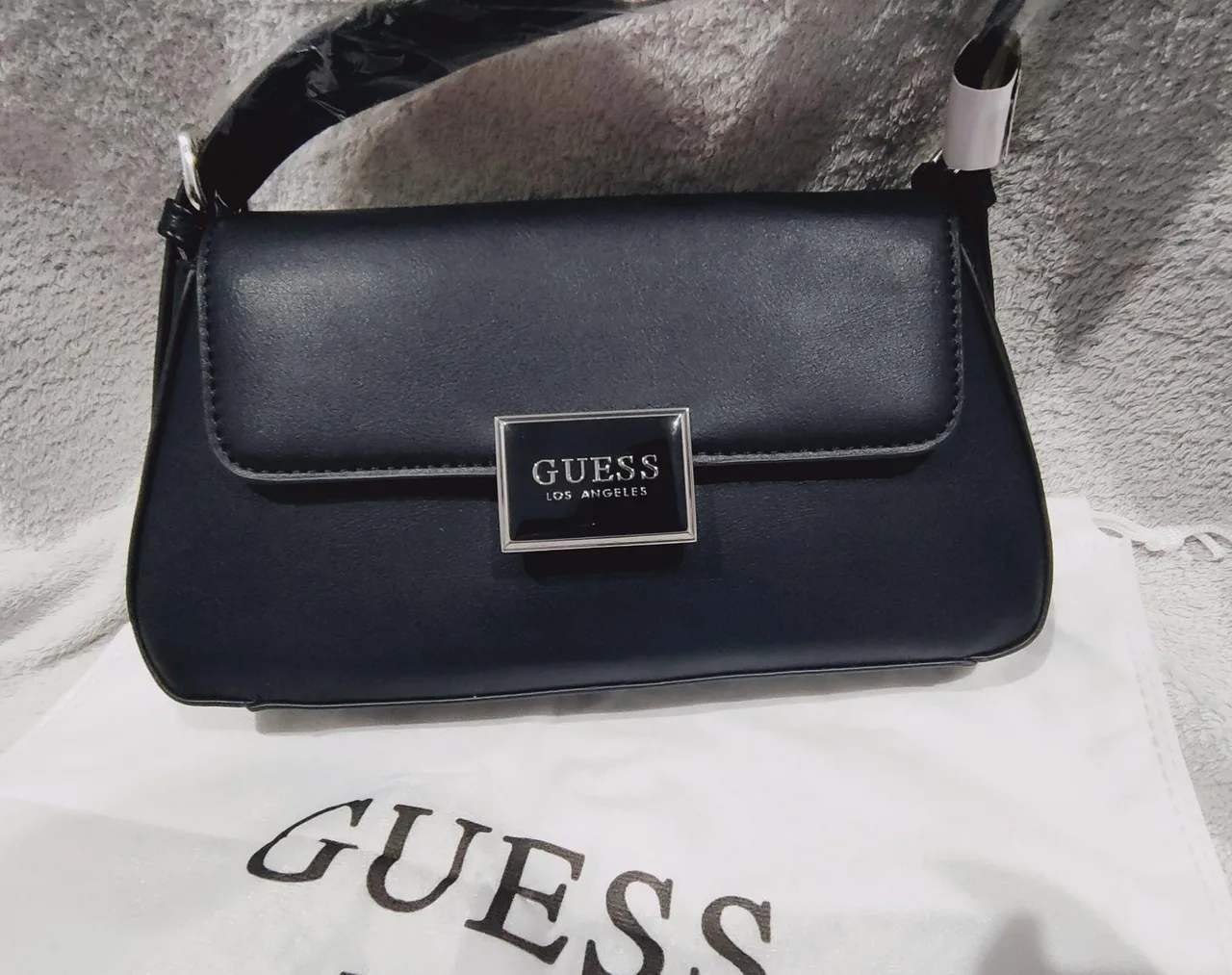 Brand new guess bag — photo 2