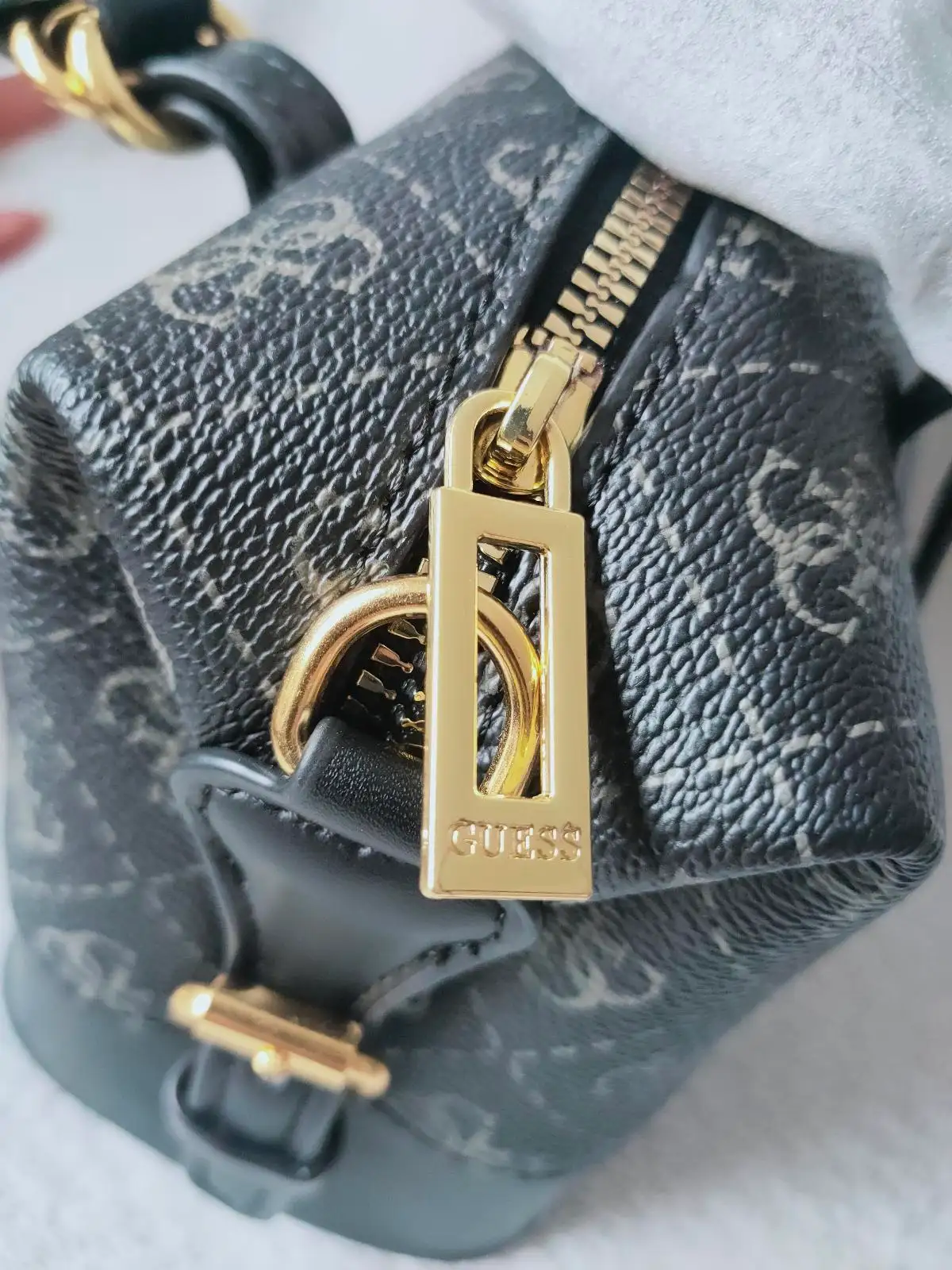 Brand new guess bag – photo 5