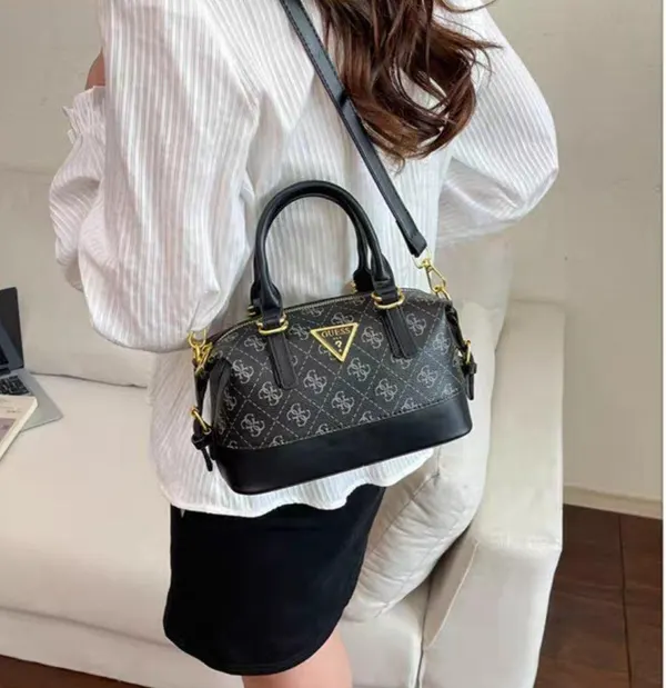 Brand new guess bag