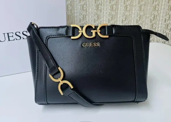 Brand new guess bag