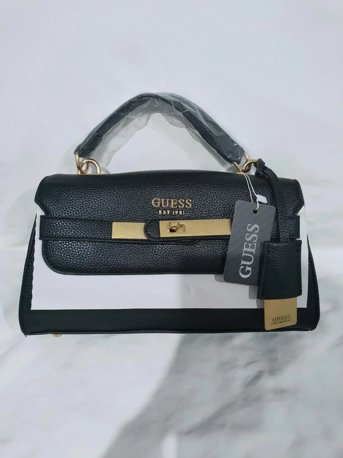 Brand new guess bag — photo 2