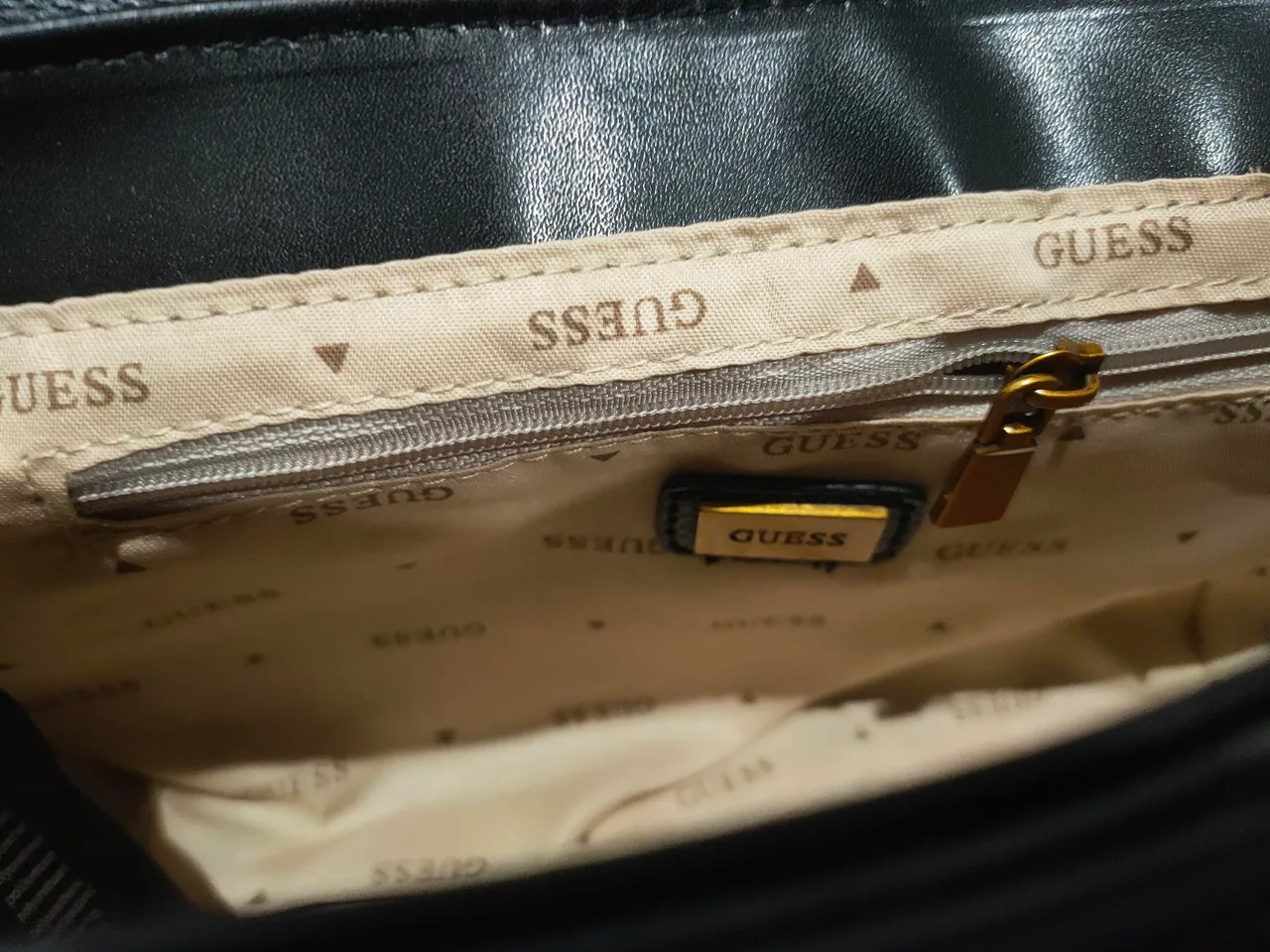 Brand new guess bag — photo 3