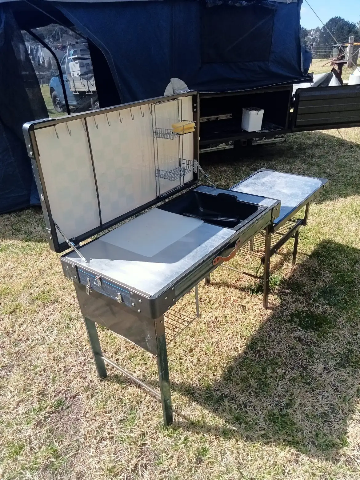 Camper trailer – photo 6