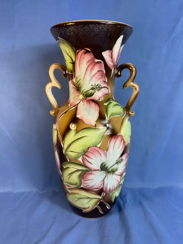 Antique Japanese vase