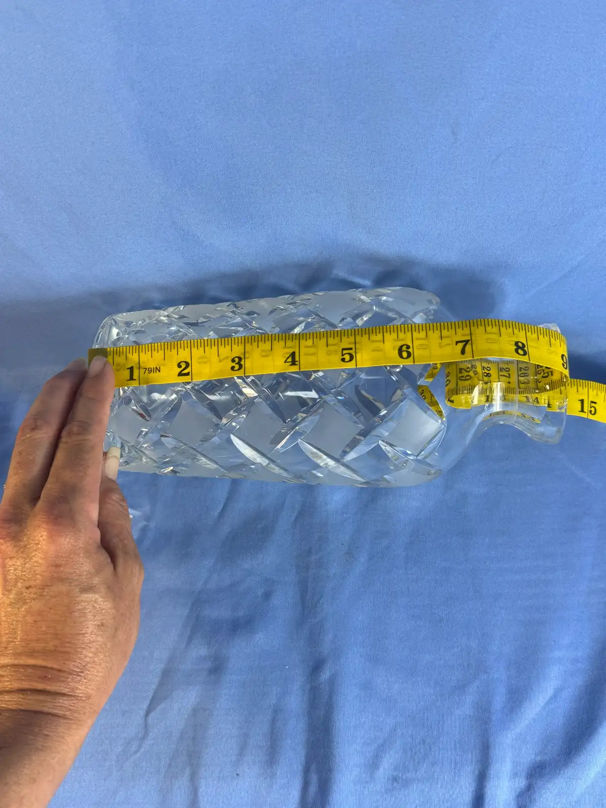 Clear cut glass decanter with stopper – photo 8