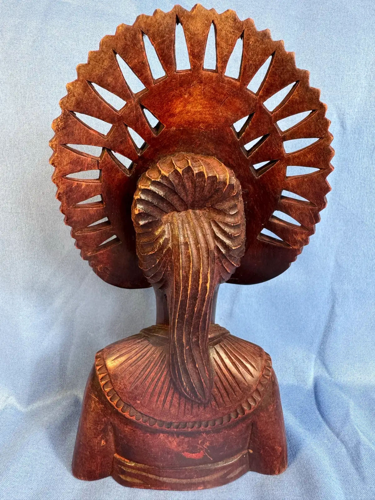 Hand carved wooden tribal woman – photo 6