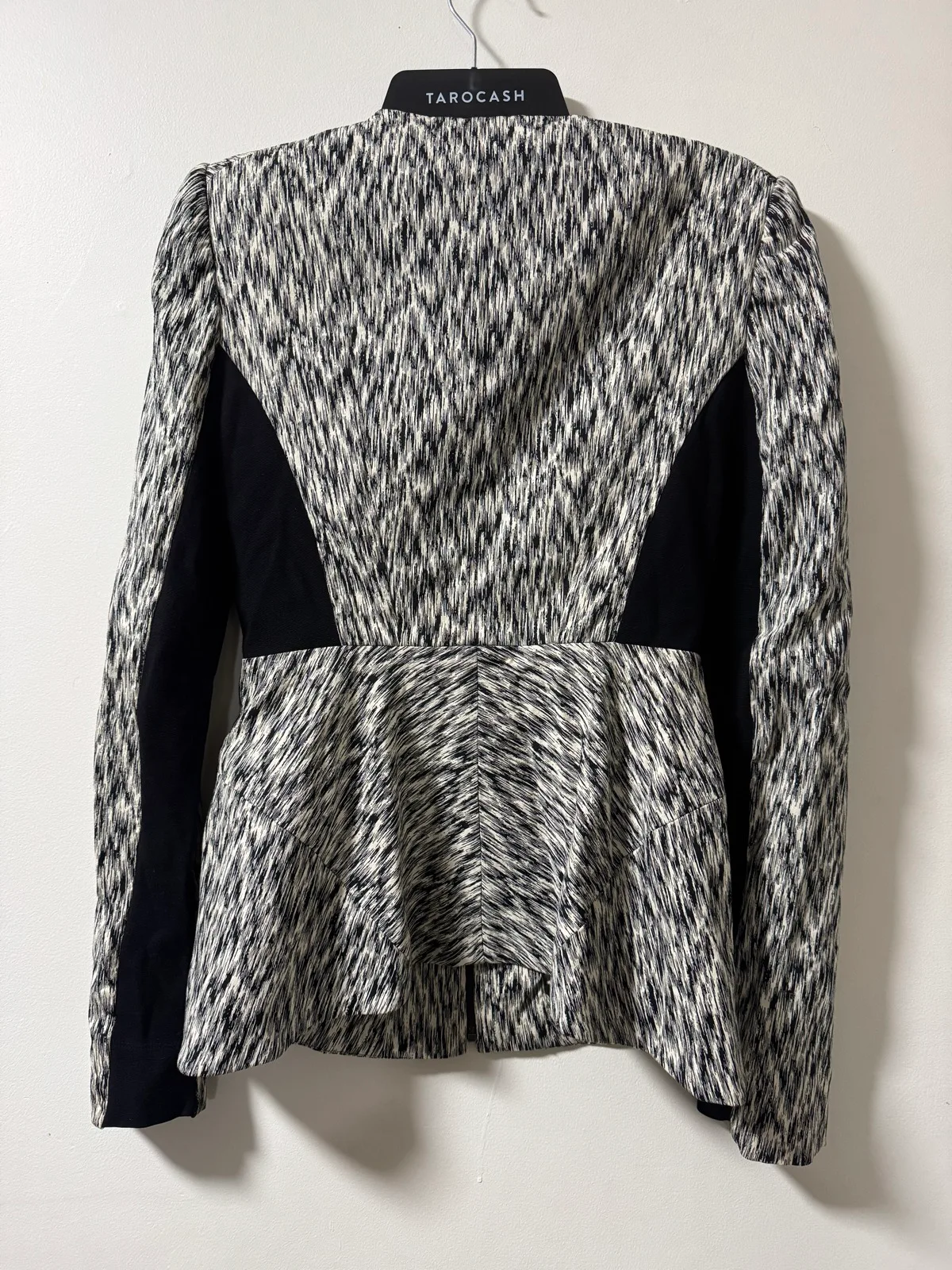 Willow Women's Black and White Patterned Jacket — photo 4