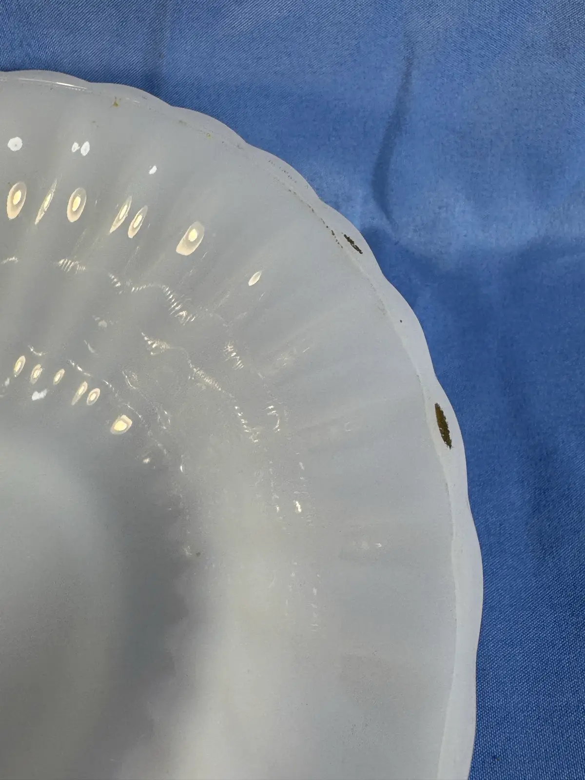 Fire king white milk glass swirl bowl – photo 4