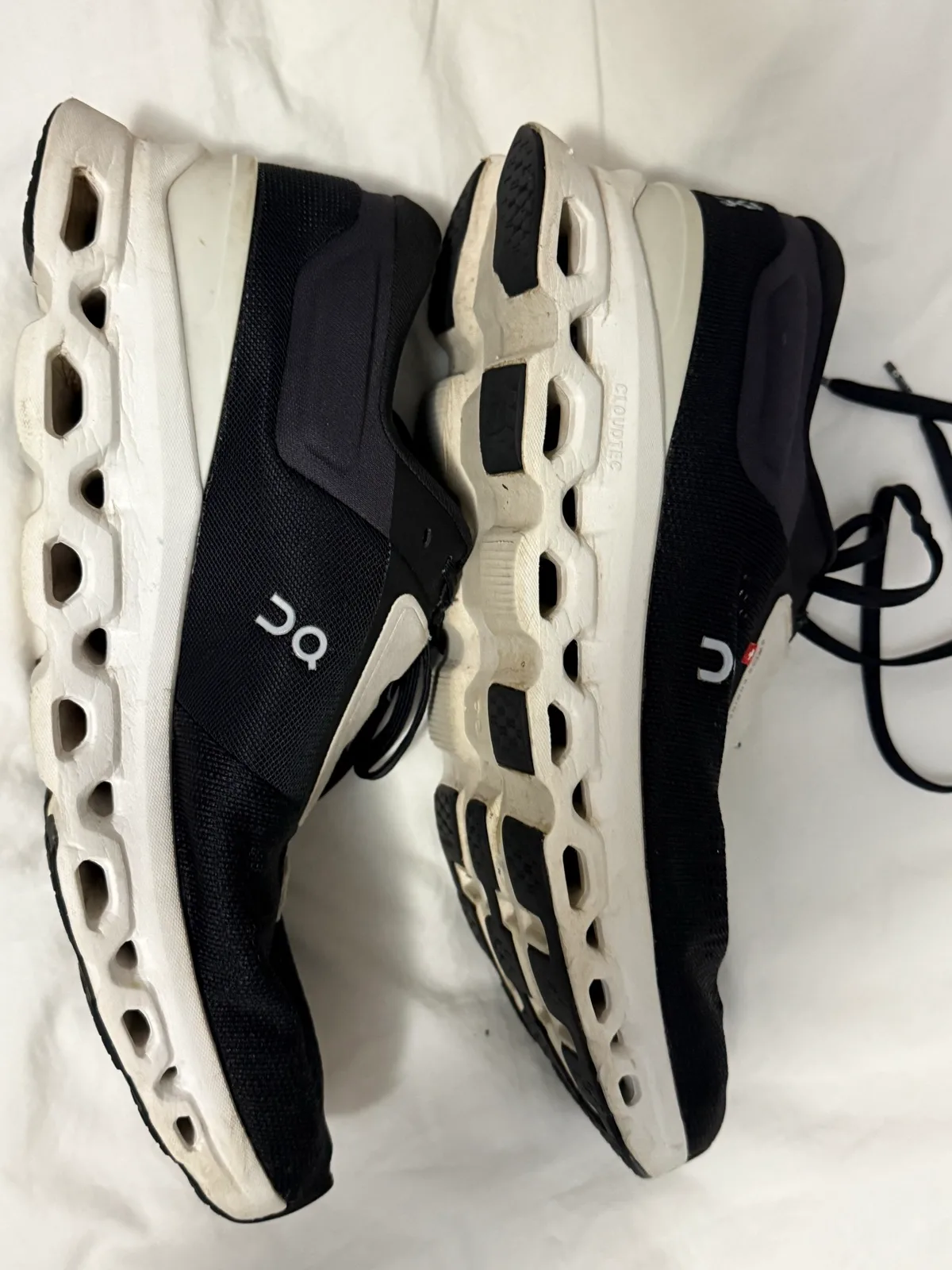 ON CloudStratus Running Shoes — photo 3