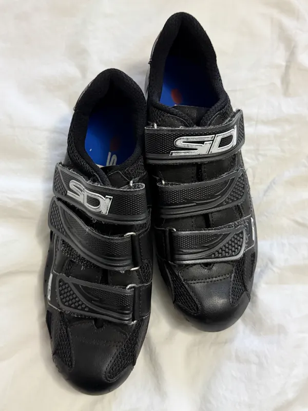 SIDI woman’s mountain bike cycling shoes