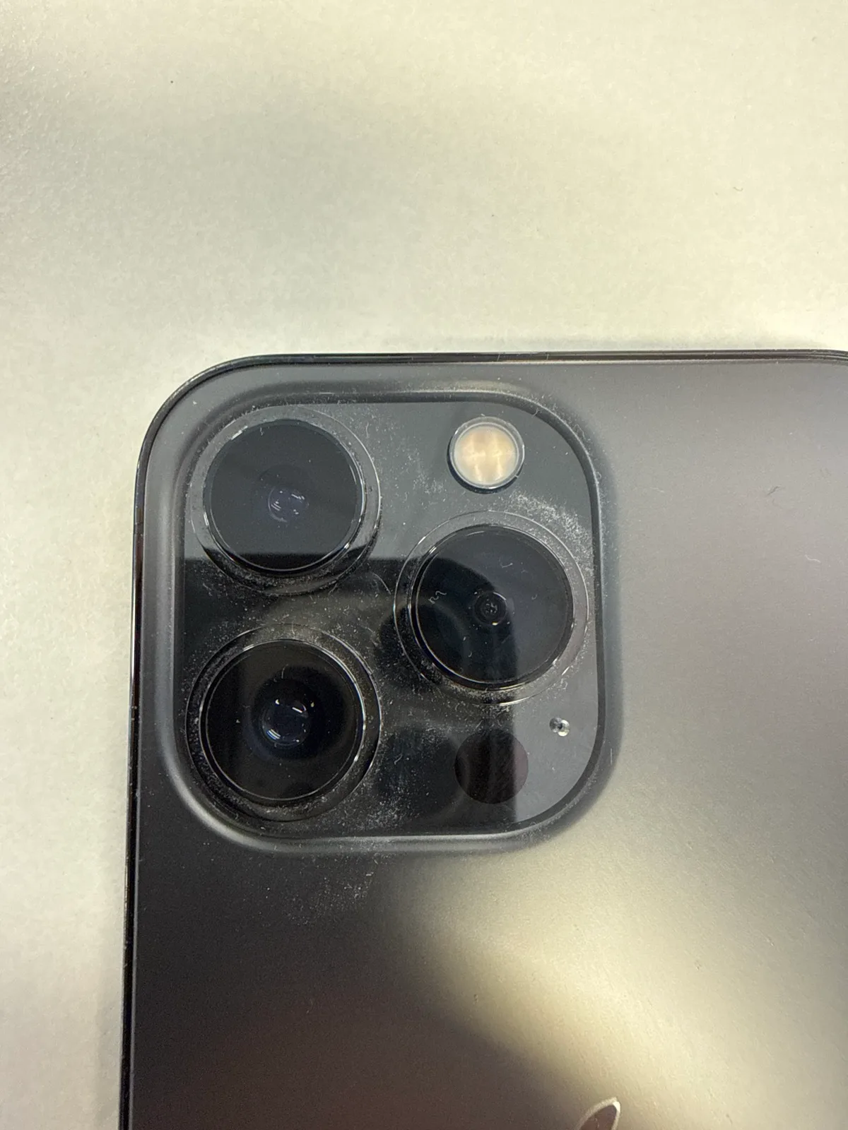 iPhone 13 Pro — photo 3