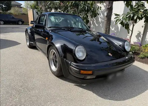 1986 Porsche 930 Turbo Manual