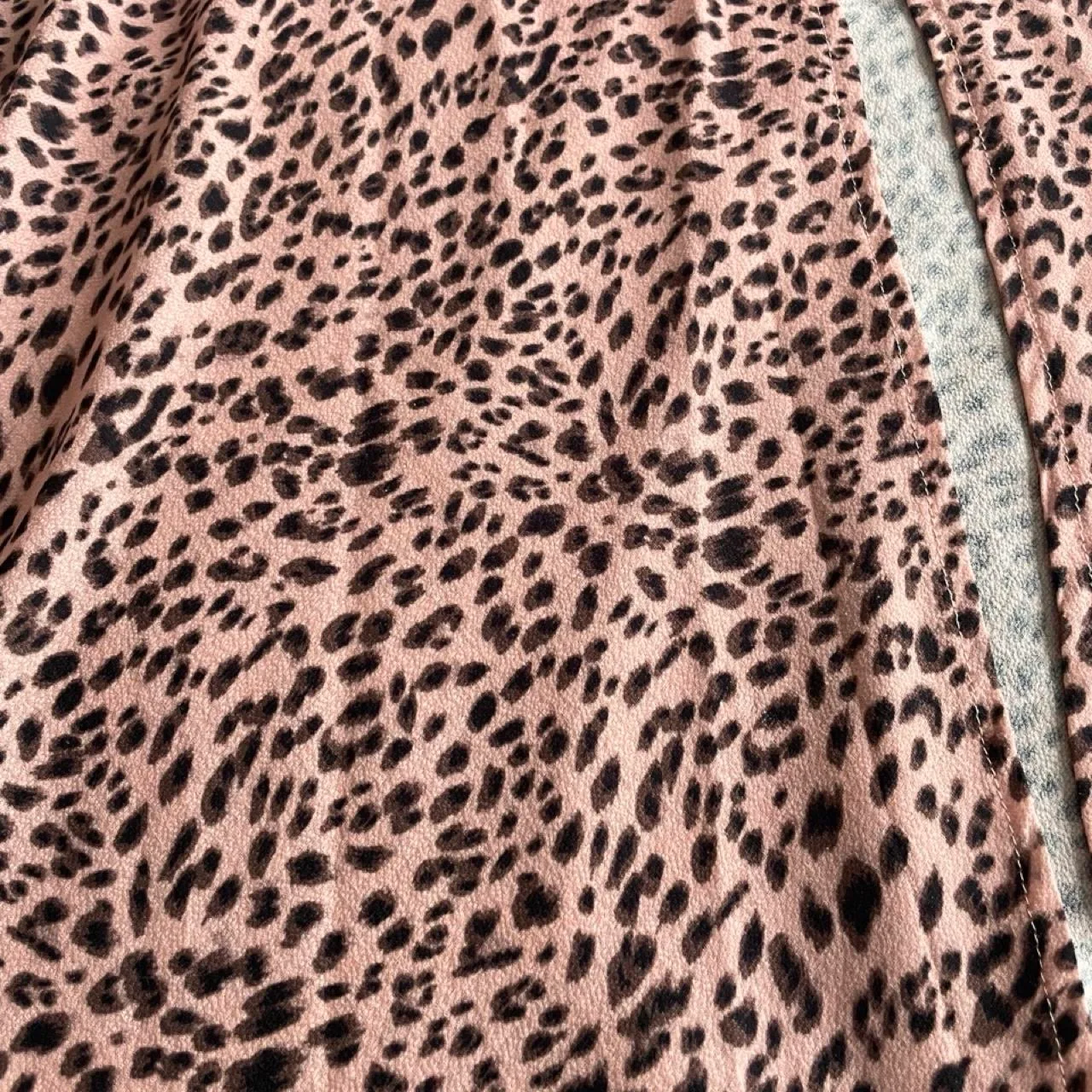 PAPER CLOSET Blush Pink Leopard Print Faux Wrap Maxi Dress – photo 8