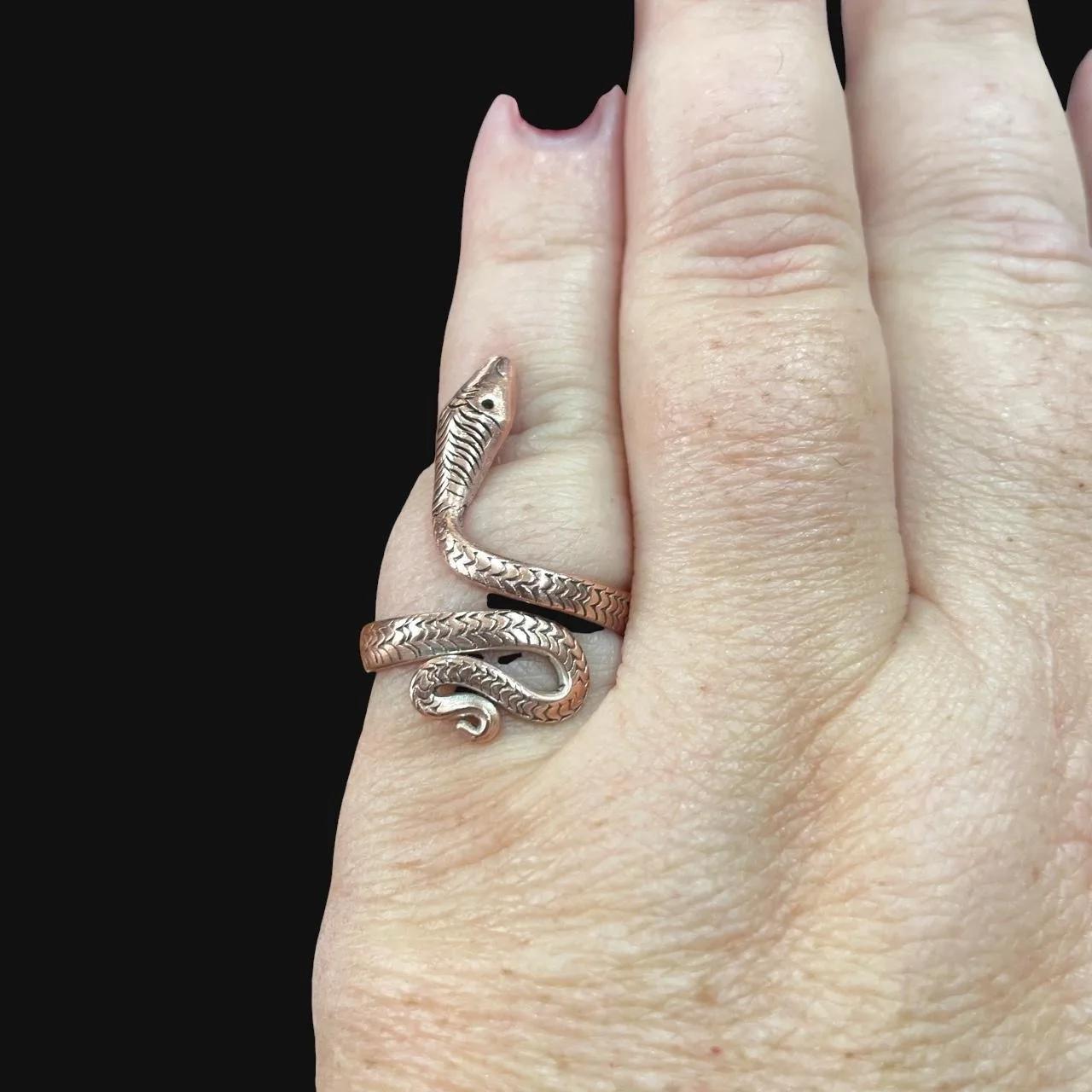 Y2K Copper Snake Ring with textured scales – photo 4
