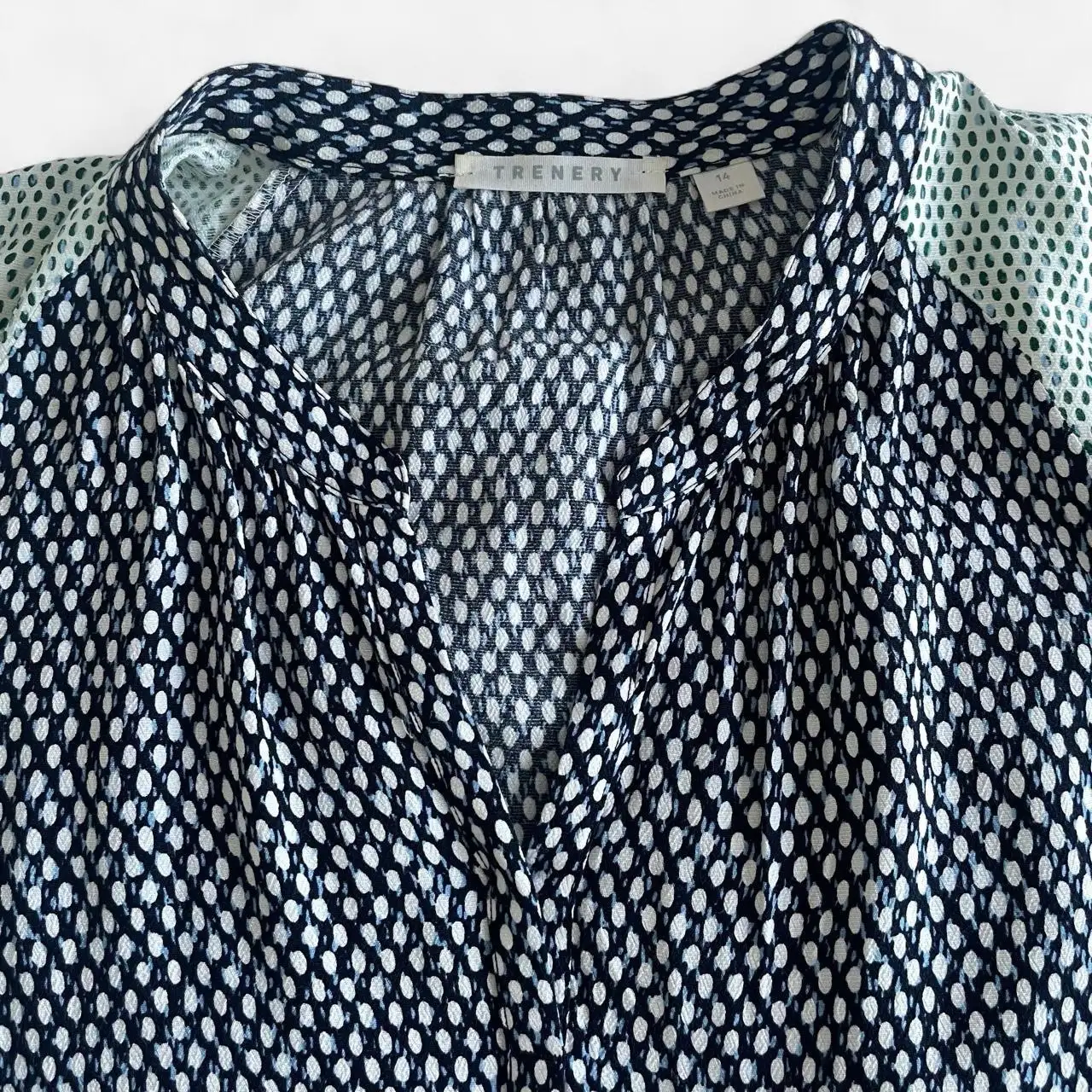 Trenery Navy & Sage Green  contrast geometric shift dress – photo 8