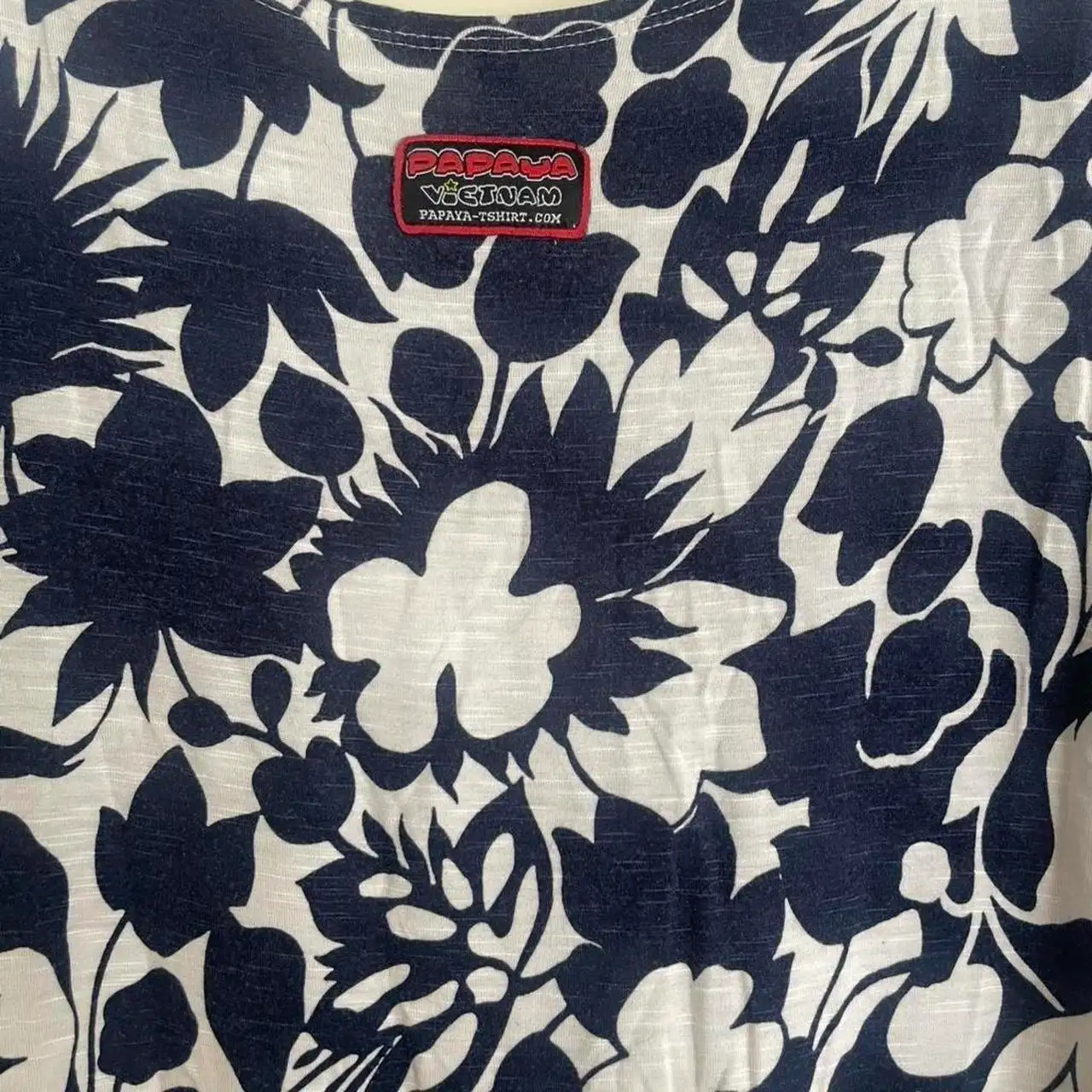 Papaya Vietnam Navy and white floral print batwing top – photo 4