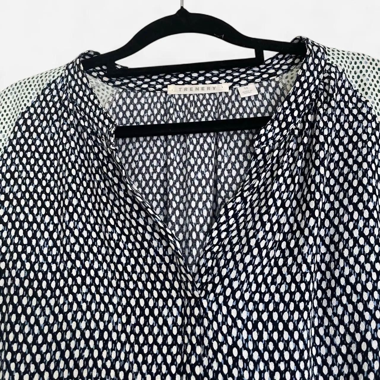 Trenery Navy & Sage Green  contrast geometric shift dress – photo 3