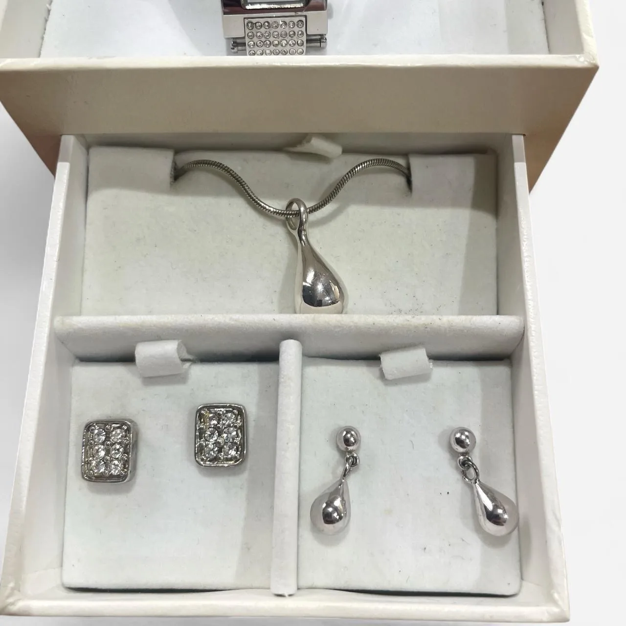 Y2K Pierre Cardin watch and jewellery set – photo 3