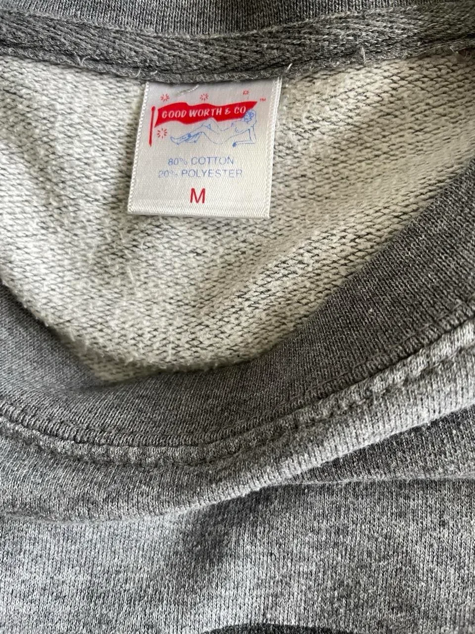 Good Worth Co gray sweatshirt – photo 4