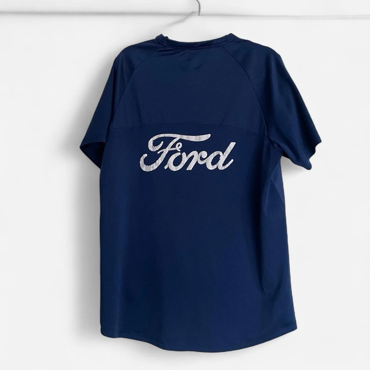 Cotton On Geelong Cats navy blue t-shirt with white Ford logo – photo 2