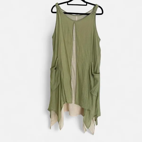 Green and Cream long top with pockets
