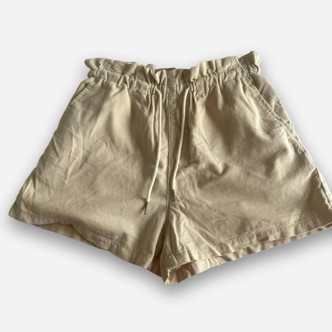 Glassons beige corduroy shorts size 10 – photo 3