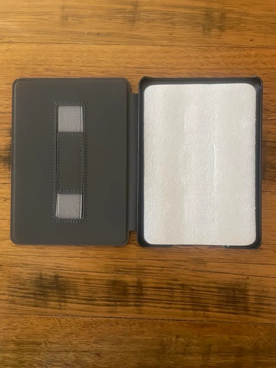 Brand New Burgundy ereader 10th Gen (2019) Smart Cover – photo 2